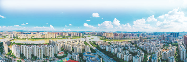     身處粵港澳大灣區(qū)的惠州，城市環(huán)境不斷向好，散發(fā)出不一般的宜居魅力。  本組圖片 惠州日報(bào)記者周楠 攝